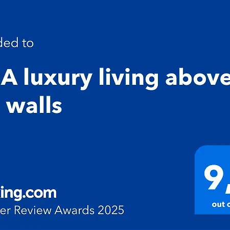 Skia Luxury Living Above The Walls *